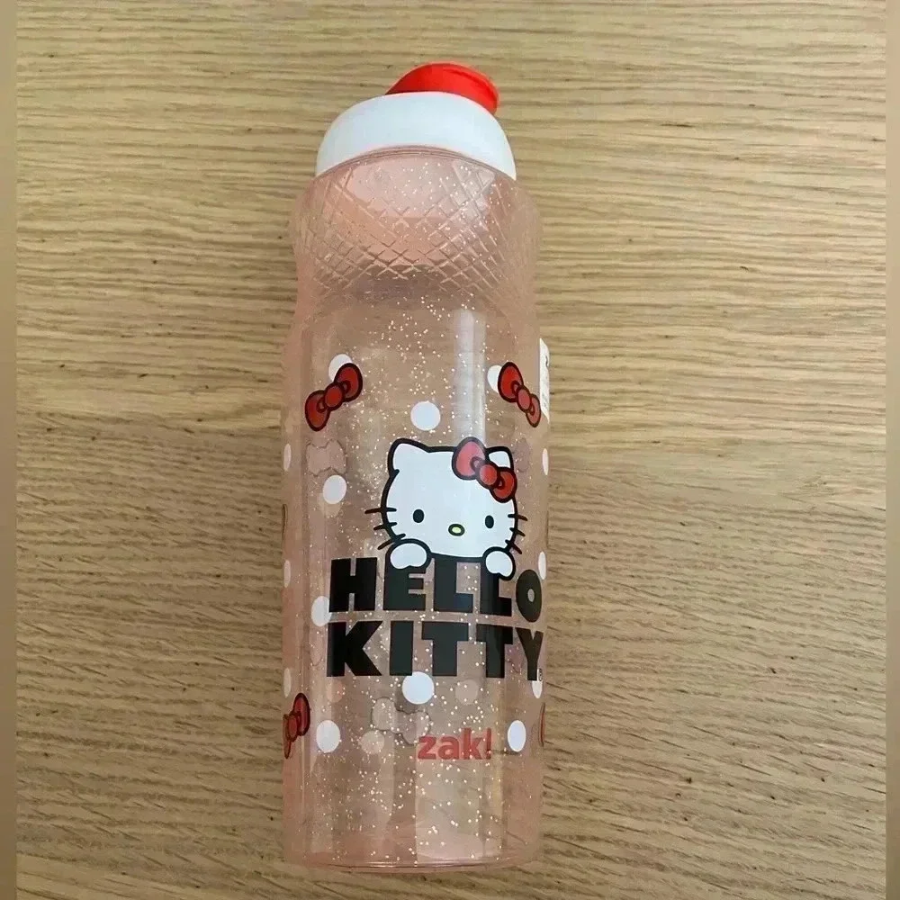 🆕 Hello Kitty® Glitter Water Bottle 30oz🆕